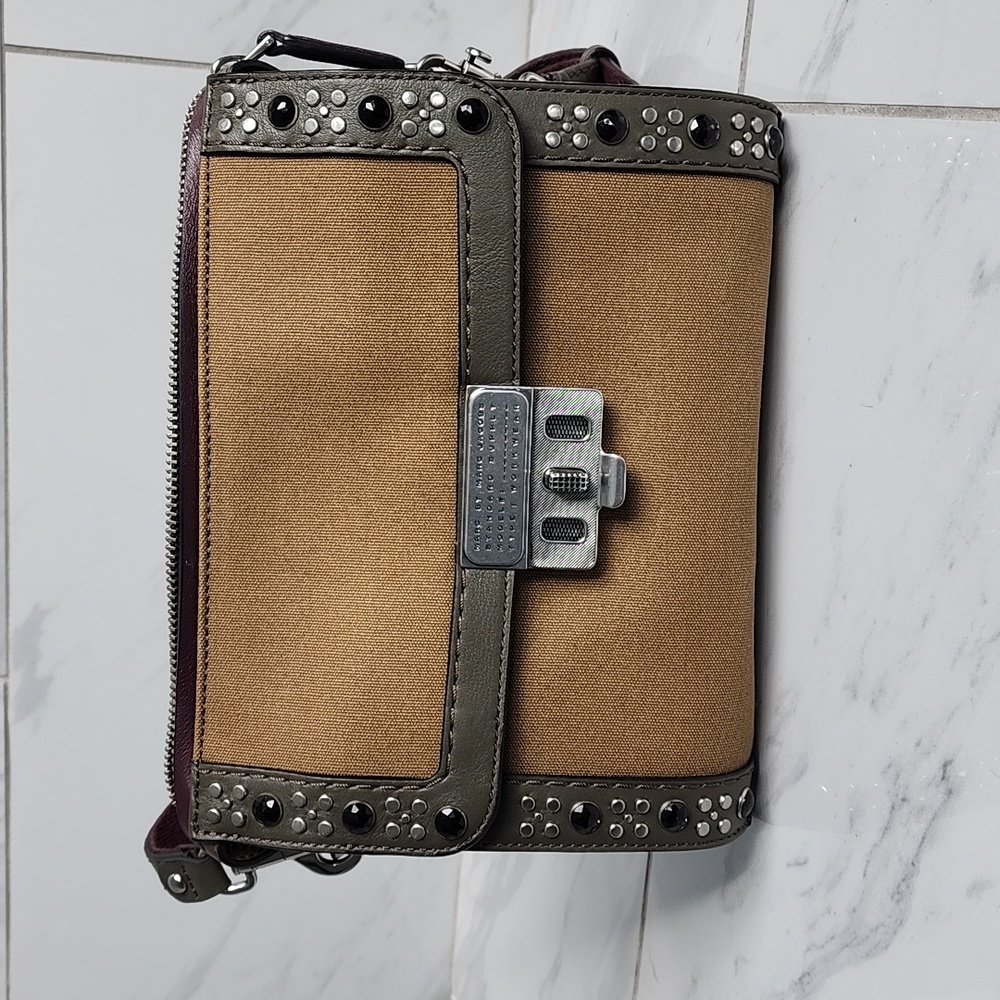 Marc Jacob canvas espionage 18 bag